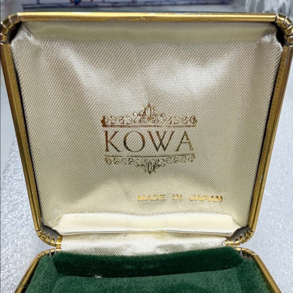 Vintage Gold Leaf Solid Presentation Box For Jewe… - image 6